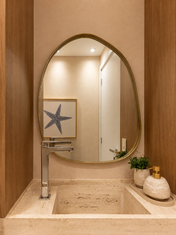 Espelho decorativo de alto padrão para sala de estar